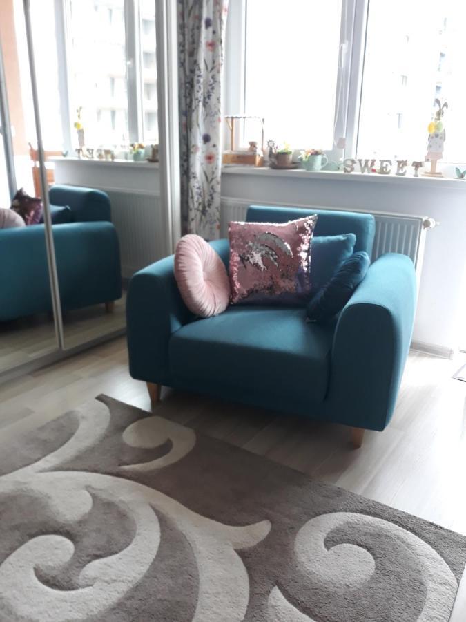 Sweet Butterflies Apartment *