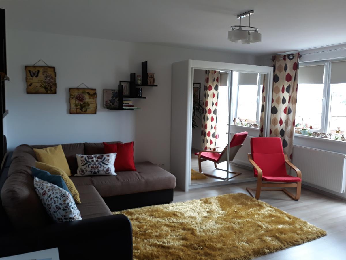 Sweet Butterflies Apartment